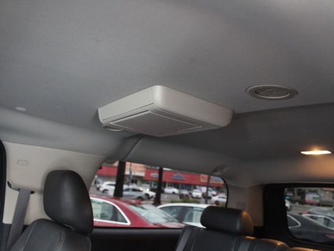 Used 2014 GMC Yukon XL Denali image 28