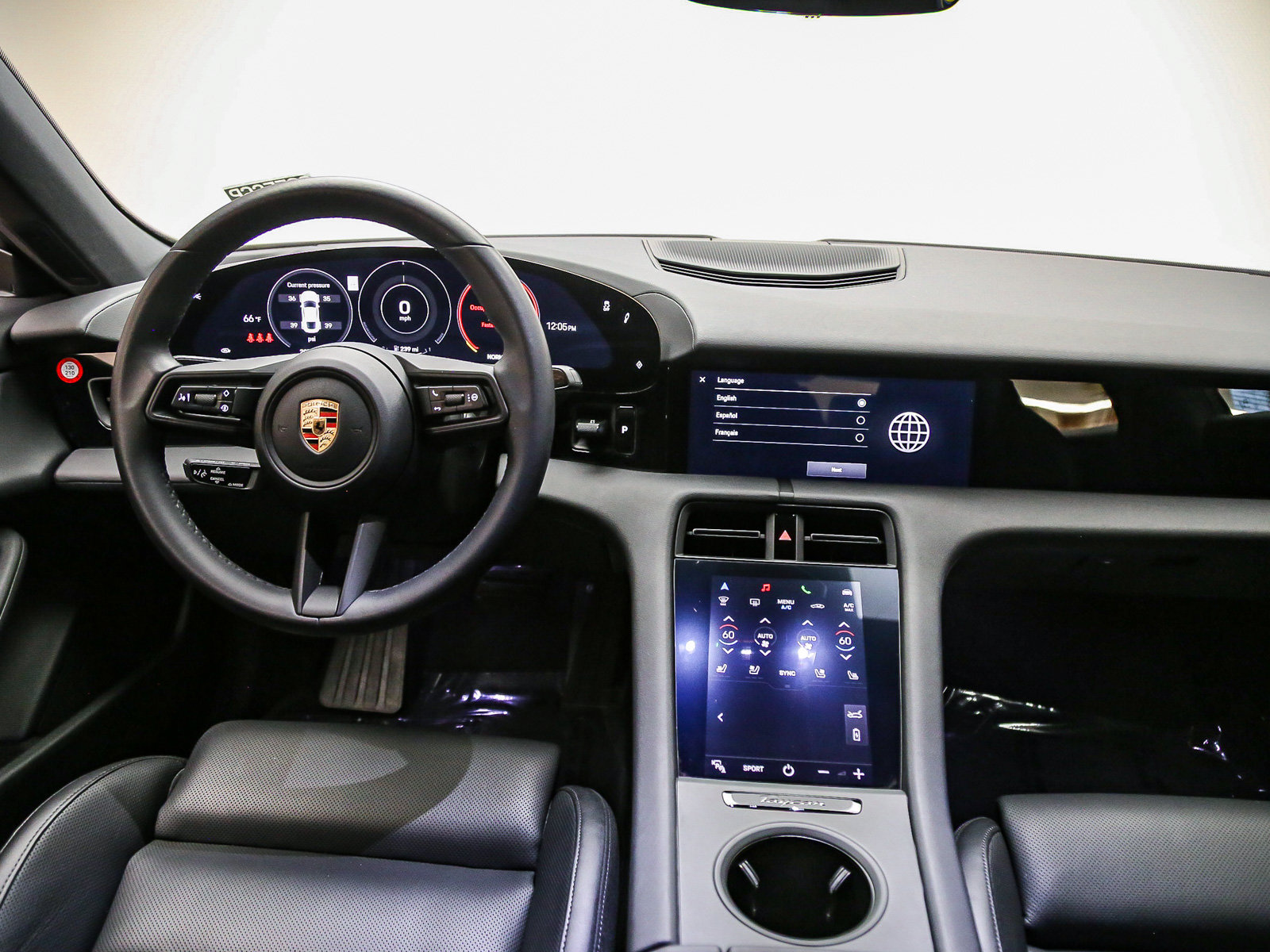 Certified 2023 Porsche Cayenne Platinum Edition AWD/4WD image 16