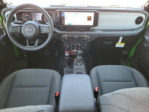 New 2025 Jeep Gladiator Willys image 20