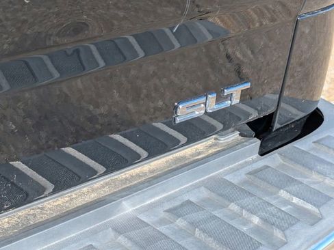 Used 2018 GMC Sierra 1500 SLT w/ Enhanced Driver Alert Package image 29