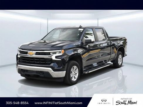 Used 2023 Chevrolet Silverado 1500 LT w/ Protection Package AWD/4WD image 1
