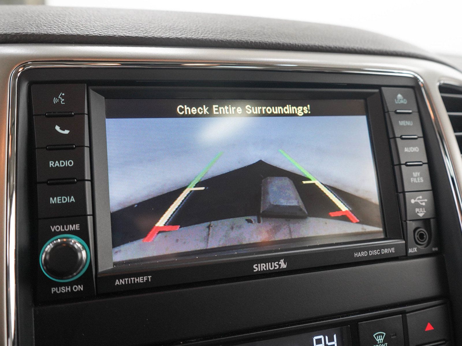 Used 2013 Jeep Grand Cherokee Laredo AWD/4WD image 28
