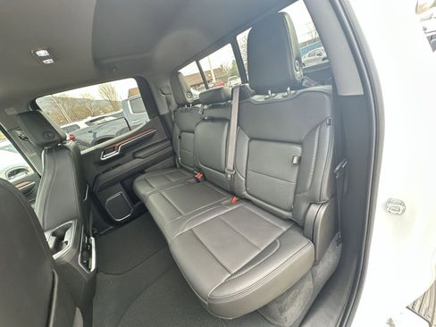 Used 2023 GMC Sierra 1500 Denali w/ Technology Package AWD/4WD image 26