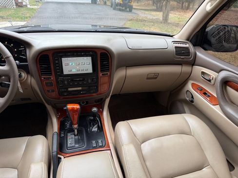 Used 2002 Lexus LX 470 4WD image 44