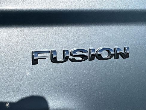 Used 2011 Ford Fusion Hybrid w/ 502A Rapid Spec Order Code FWD image 30