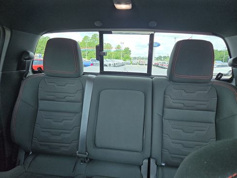 Used 2025 Nissan Frontier PRO-4X w/ Pro Convenience Package AWD/4WD image 17