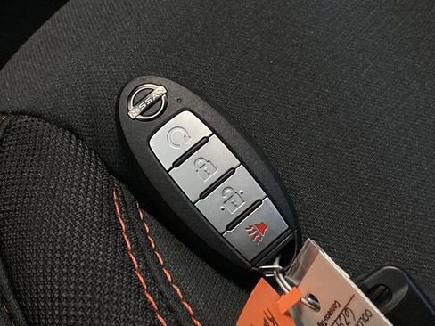 New 2026 Nissan Frontier PRO-4X w/ Pro-4x Convenience Package image 23