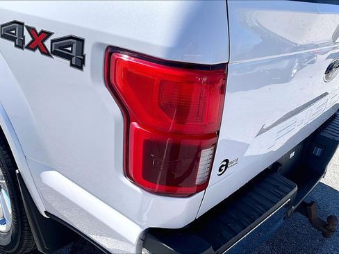 Used 2019 Ford F150 Lariat w/ Equipment Group 502A Luxury AWD/4WD image 32