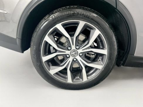 Used 2022 Acura MDX w/ Technology Package AWD/4WD image 32