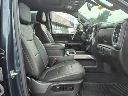 Used 2020 Chevrolet Silverado 2500 LTZ w/ LTZ Plus Package image 13