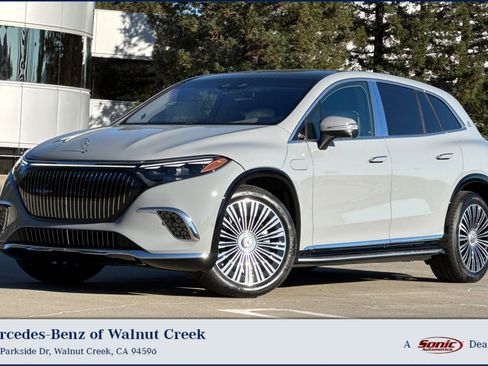 New 2025 Mercedes-Benz Maybach EQS 680 4MATIC image 1