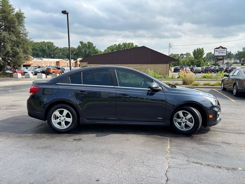 Used 2015 Chevrolet Cruze LT w/ RS Package FWD image 10