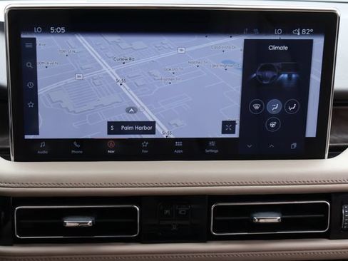 Certified 2022 Lincoln Nautilus Reserve FWD image 16