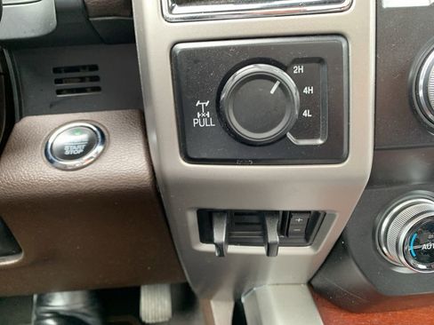 Used 2019 Ford F350 King Ranch w/ King Ranch Ultimate Package AWD/4WD image 51