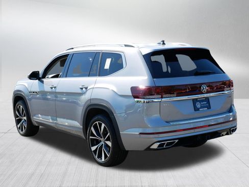 Certified 2025 Volkswagen Atlas SEL Premium R-Line AWD/4WD image 5
