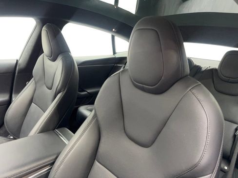 Used 2022 Tesla Model S Base image 26