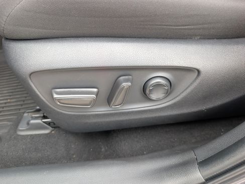 Used 2023 Toyota RAV4 XLE w/ Convenience Package FWD image 16