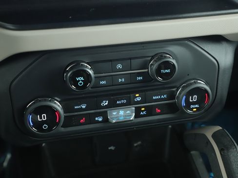 Certified 2023 Ford Bronco Big Bend w/ Sasquatch Package image 9