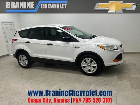 Used 2016 Ford Escape S image 1