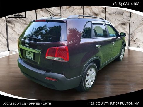 Used 2013 Kia Sorento LX AWD/4WD image 5