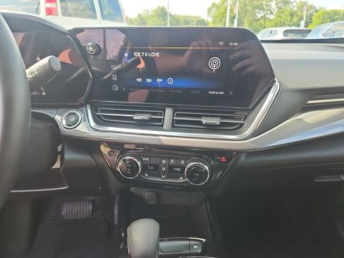 Used 2025 Chevrolet Trax ACTIV w/ Driver Confidence Package FWD image 19