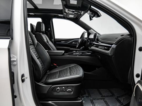 Used 2023 Cadillac Escalade V image 46