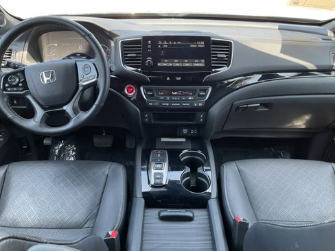 Used 2023 Honda Passport Elite image 10