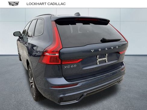 Used 2024 Volvo XC60 B5 Plus image 11