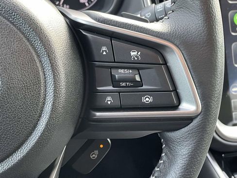 Certified 2025 Subaru Outback Limited AWD/4WD image 11