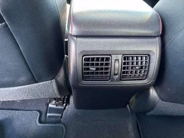 Used 2015 Toyota Camry XSE w/ Moonroof Package FWD image 16
