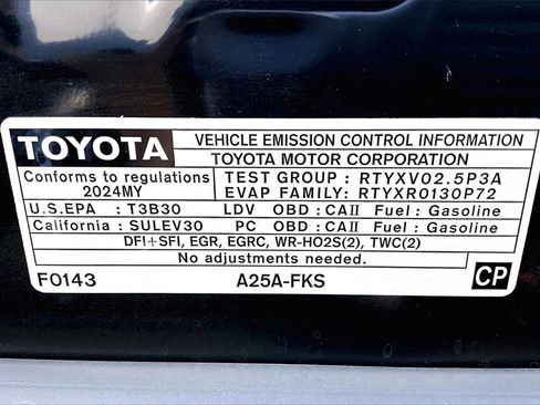 Used 2024 Toyota Camry SE image 37