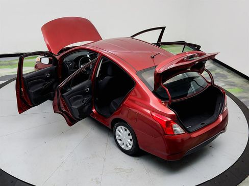 Used 2018 Nissan Versa SV image 20