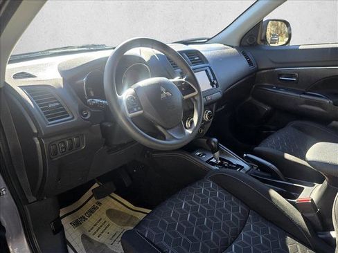 Used 2024 Mitsubishi Outlander Sport ES image 12