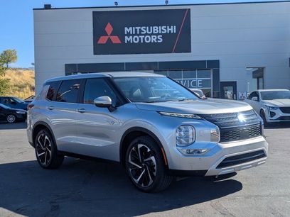 Used 2023 Mitsubishi Outlander 4WD Plug-In Hybrid