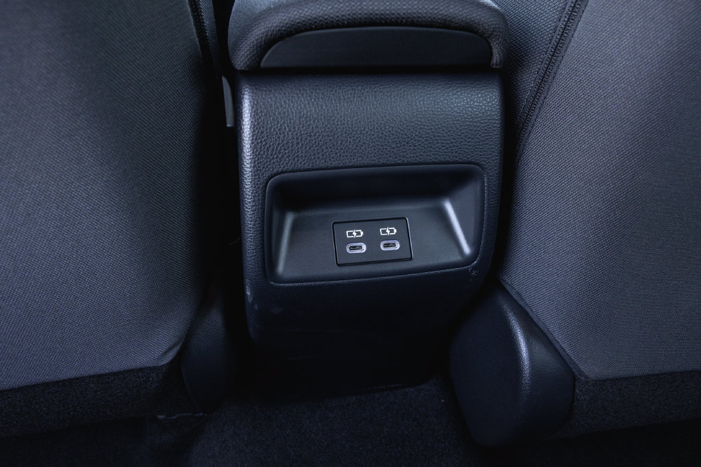 Certified 2026 Toyota Corolla LE FWD image 28