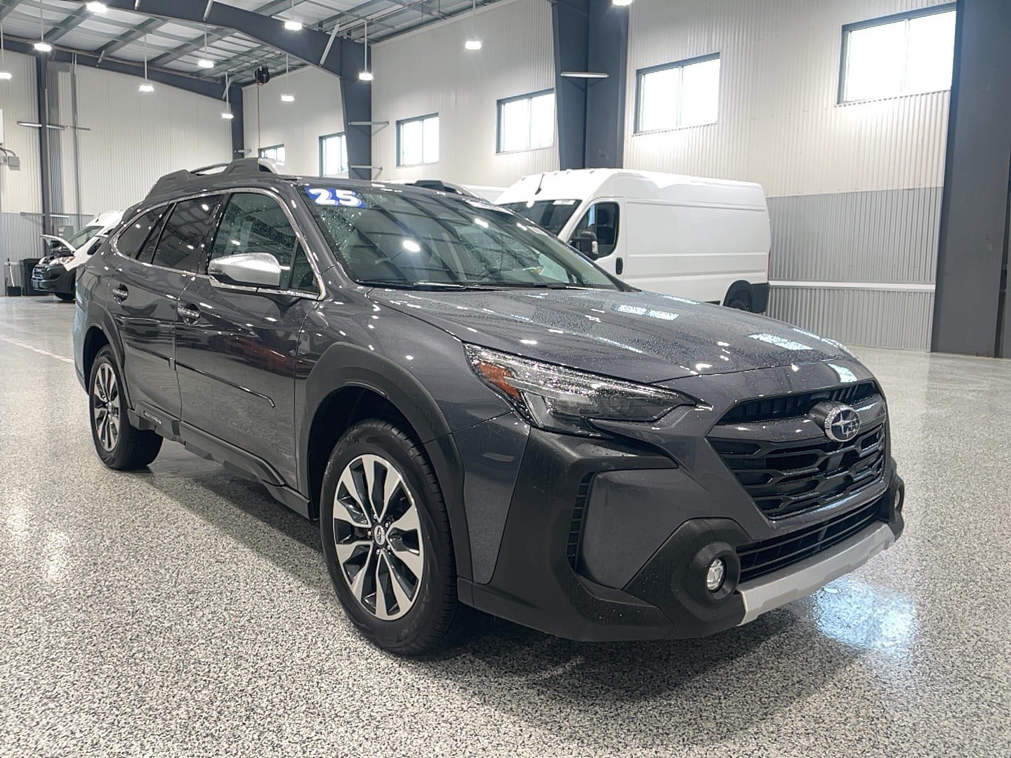 Used 2025 Subaru Outback Touring AWD/4WD image 1