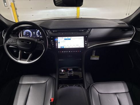 New 2026 Jeep Grand Cherokee Limited AWD/4WD image 10