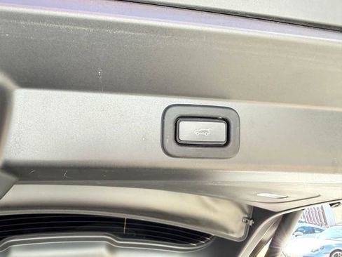 Used 2023 Land Rover Range Rover Sport SE Dynamic image 37