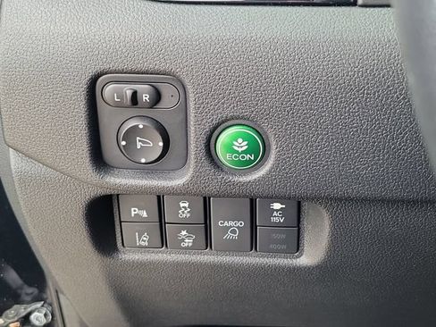 Used 2017 Honda Ridgeline Black Edition image 19