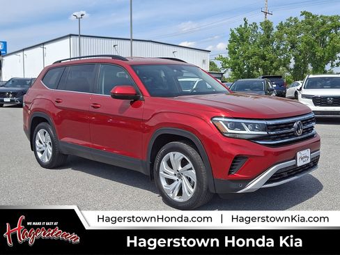 Used 2023 Volkswagen Atlas SE AWD/4WD image 1