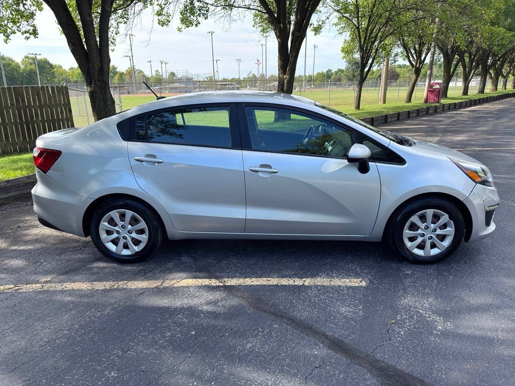 Used 2016 Kia Rio LX w/ Power Package FWD image 3