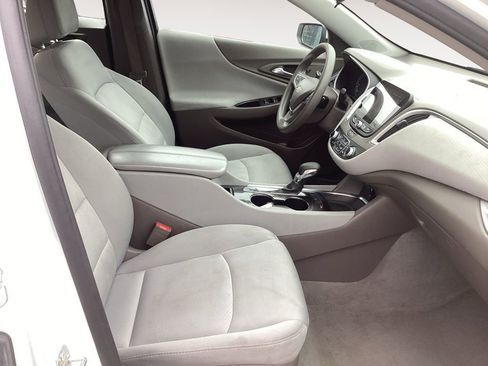 Used 2022 Chevrolet Malibu LT image 15