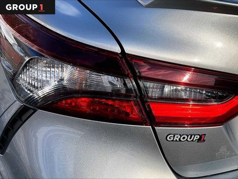 Used 2024 Toyota Camry SE image 28