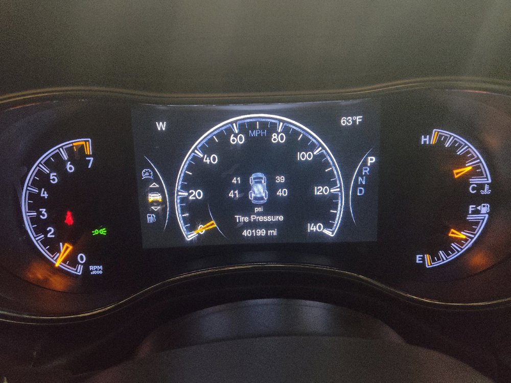 Used 2021 Jeep Grand Cherokee Laredo X AWD/4WD image 23