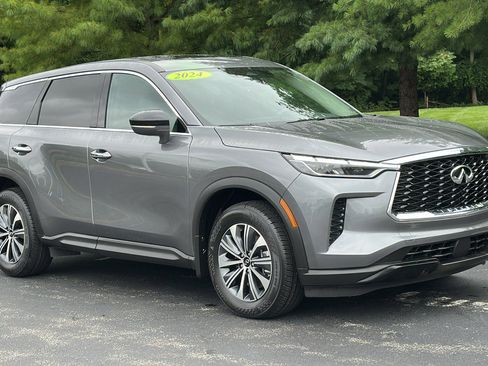 Certified 2024 INFINITI QX60 Pure image 2