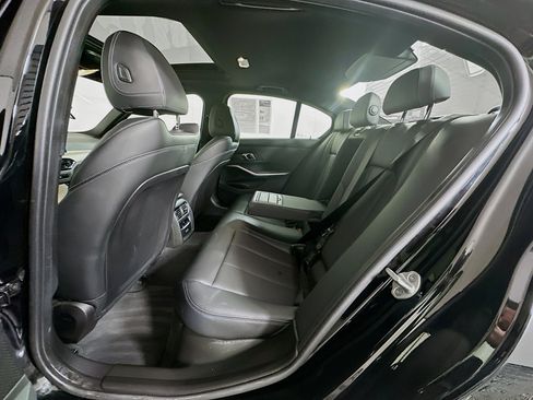 Used 2025 BMW 330i Sedan image 29