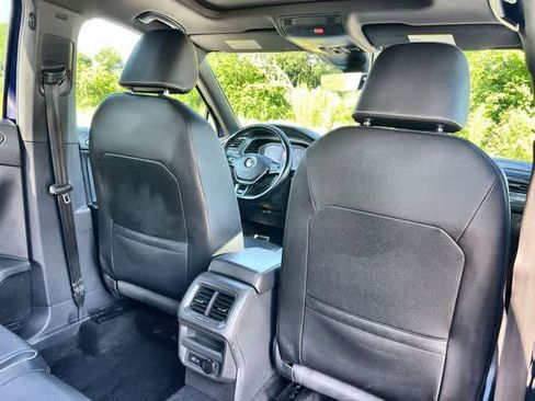Used 2021 Volkswagen Tiguan SEL Premium R-Line AWD/4WD image 13