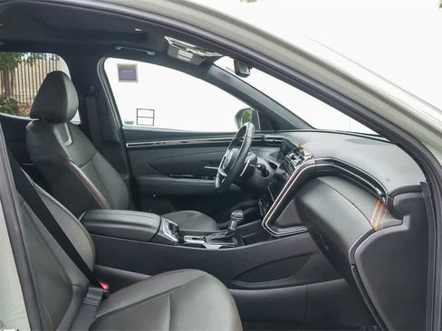 Used 2023 Hyundai Santa Cruz Limited image 16