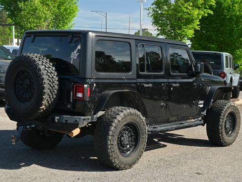 Used 2020 Jeep Wrangler Unlimited Sport S image 15