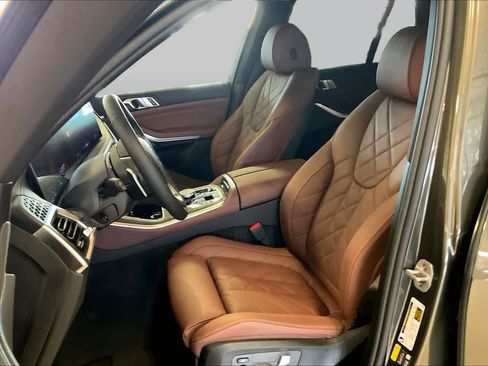 New 2026 BMW X5 xDrive50e AWD/4WD image 9